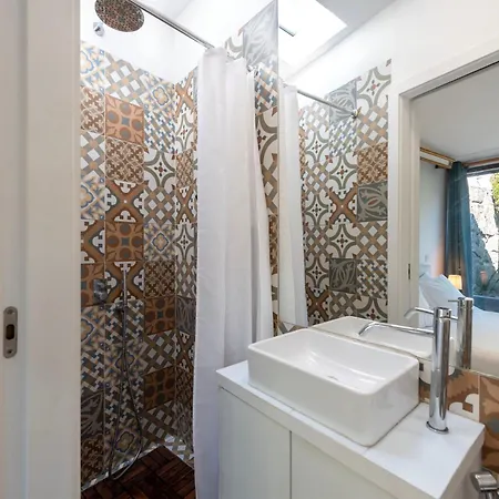 Exclusive Urban Retreat With Plunge Pool & Garden