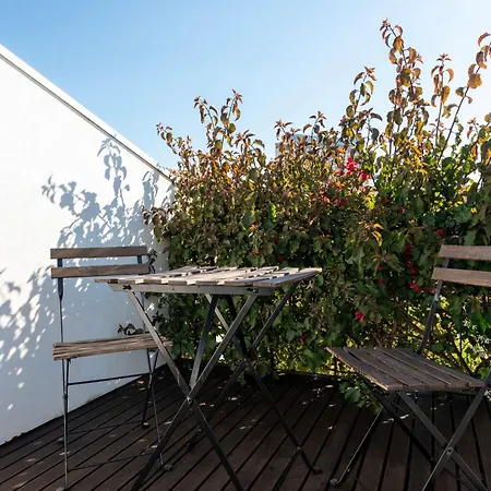 Exclusive Urban Retreat With Plunge Pool & Garden Villa *