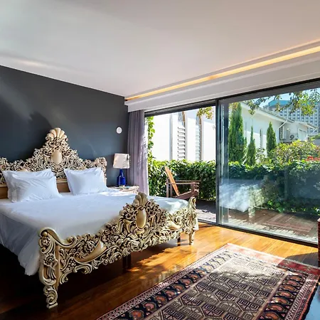 Exclusive Urban Retreat With Plunge Pool & Garden * Porto